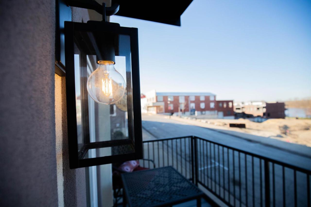 River Sirens Hotel-Contactless Check In Hotel Washington Exterior photo